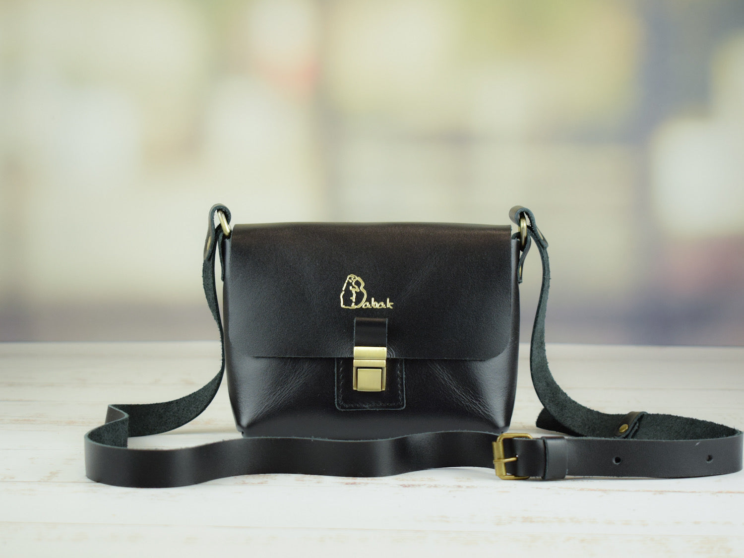 Kolibri + Black Bag