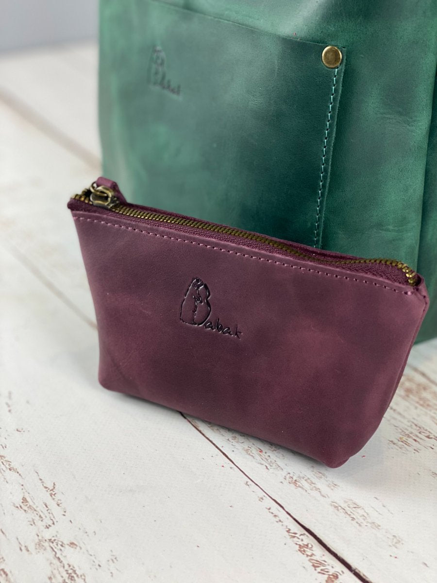 Leather cosmetic bag