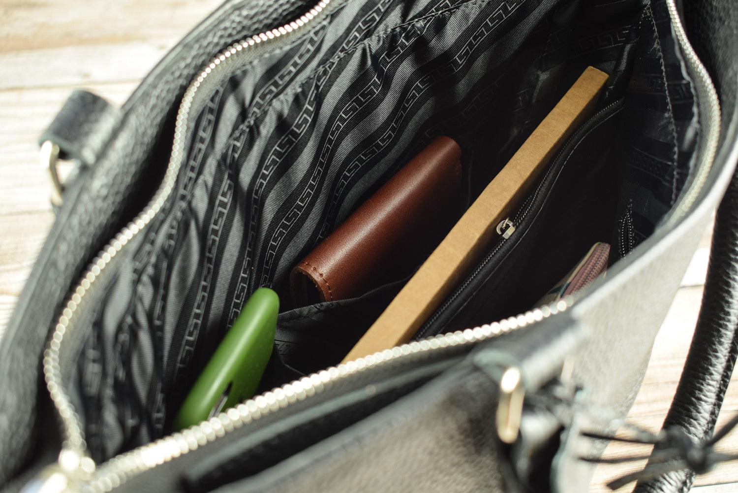 Leather bag CARLA