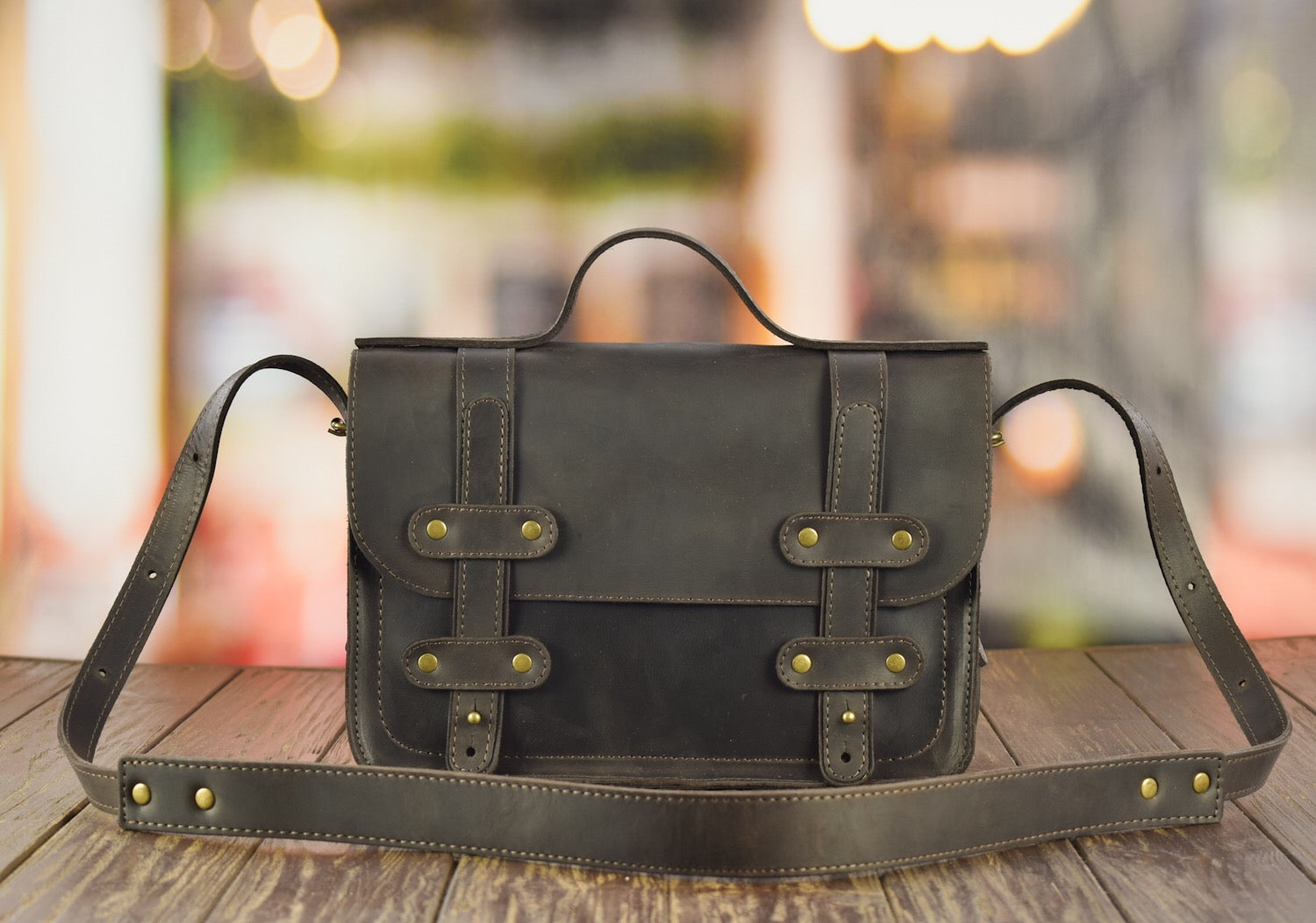 Leather Messenger Briefcase Brown