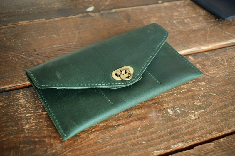 Leather wallet Green