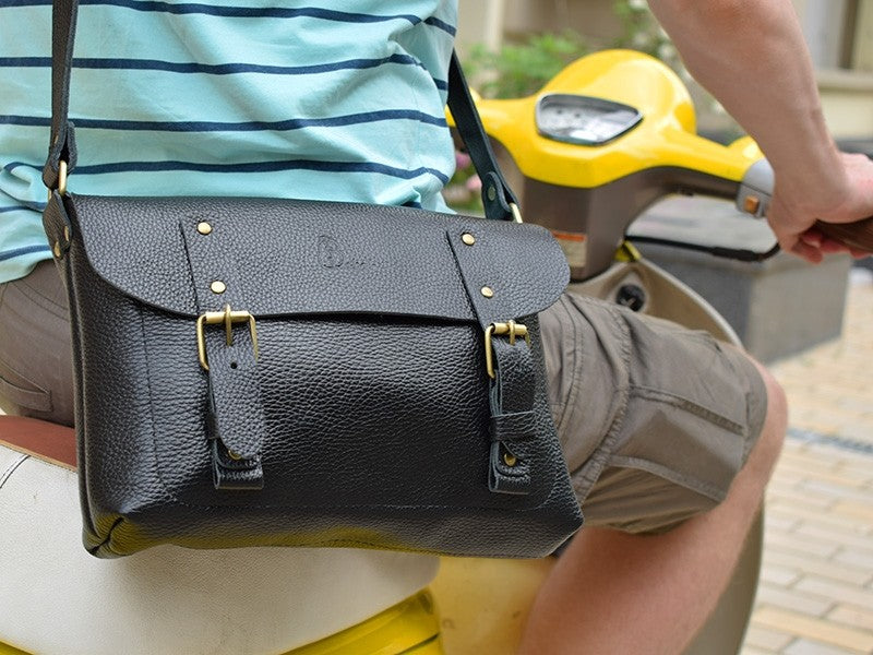 Leather Crossbody Bag Black-shine