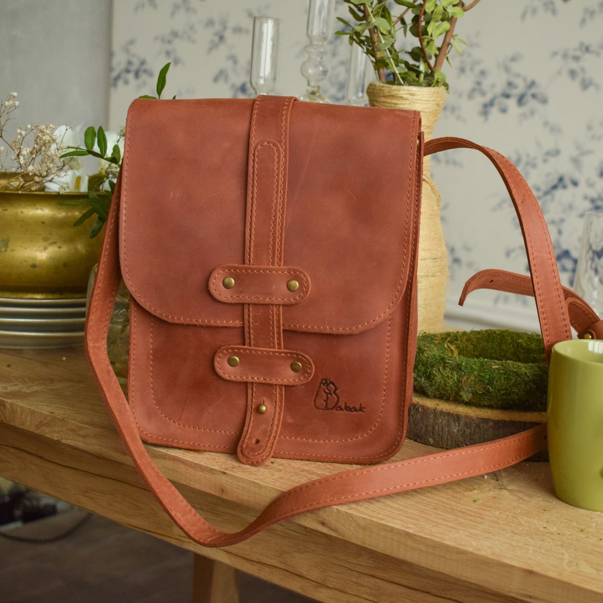 Weaver Cognac leather bag