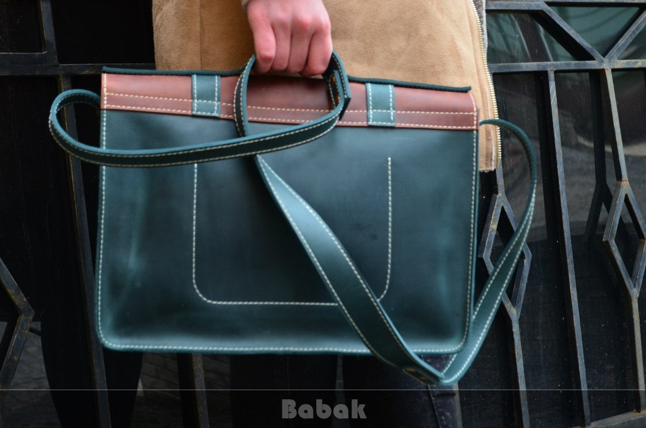 Leather briefcase Folio Comb GC