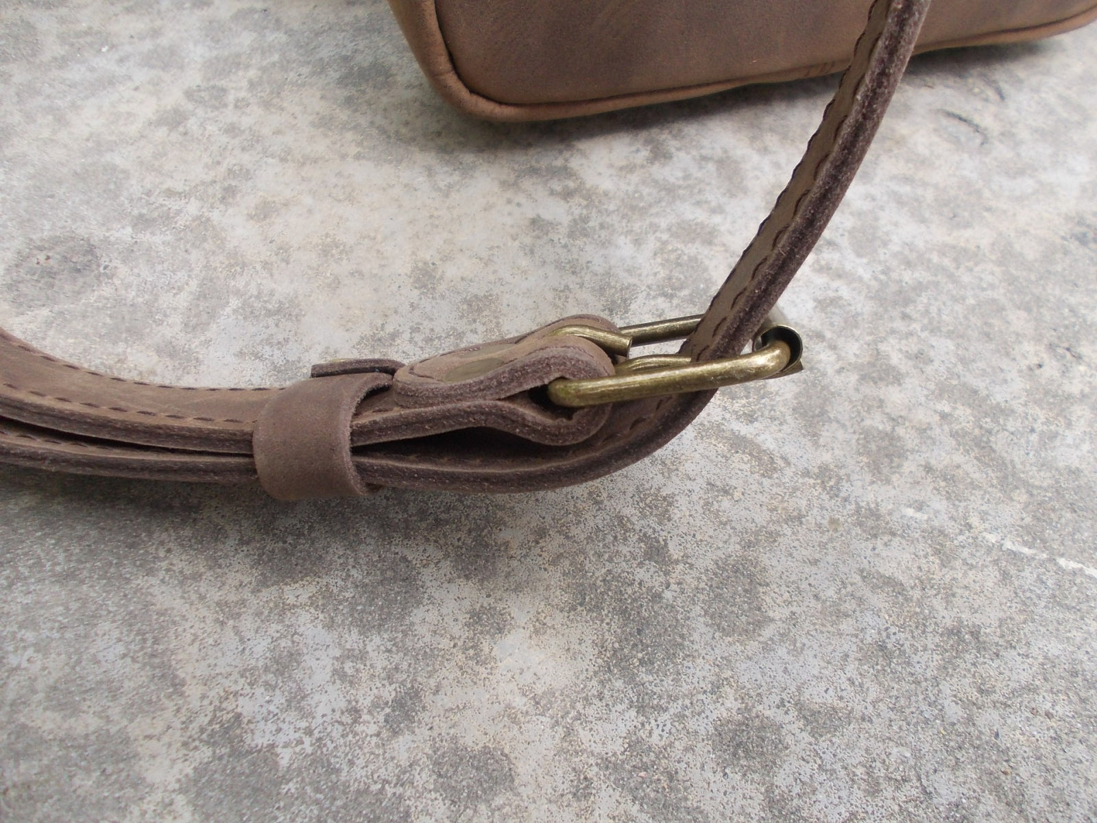 Leather bag Tiko Brown