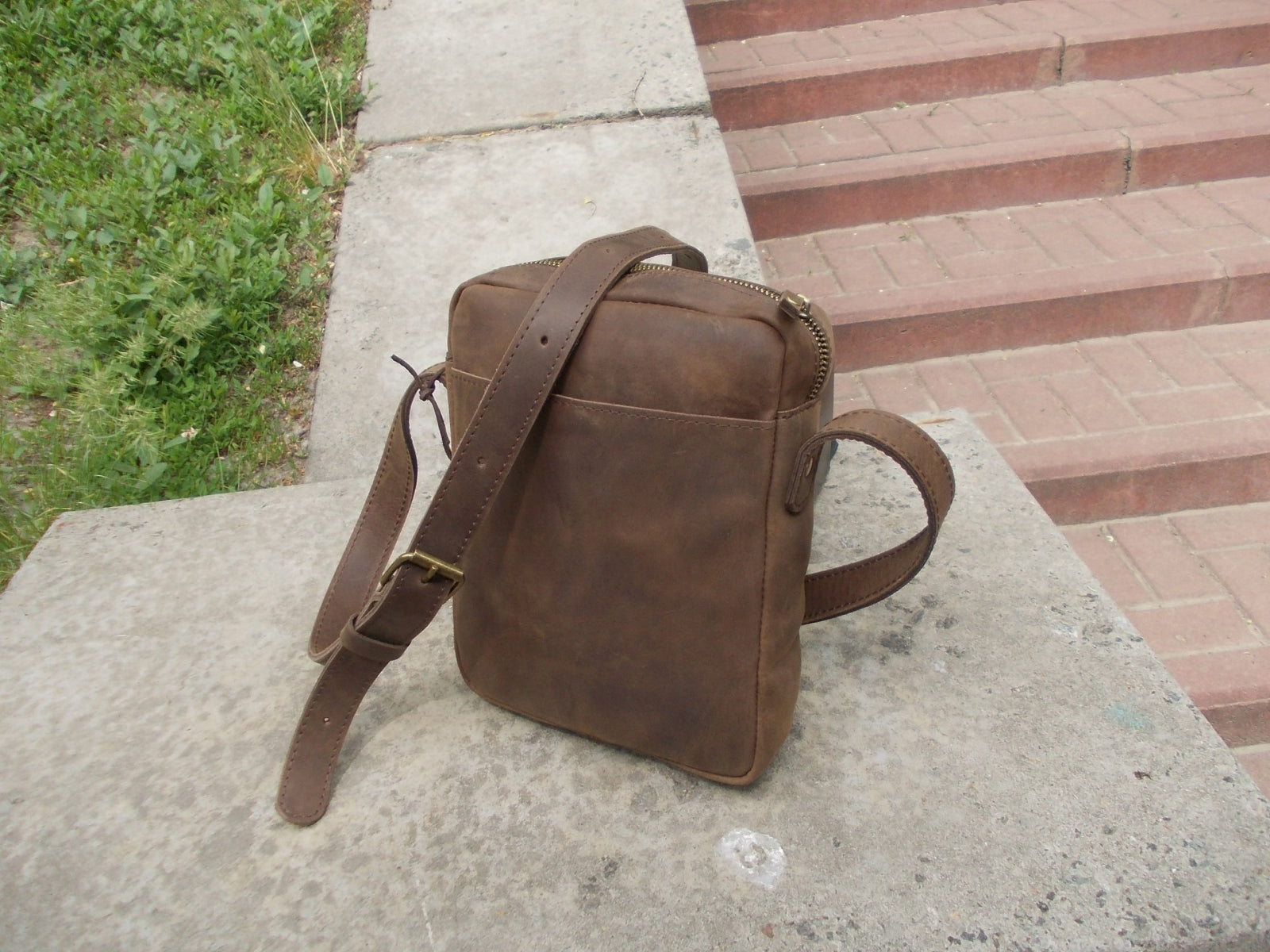 Leather bag Tiko Brown