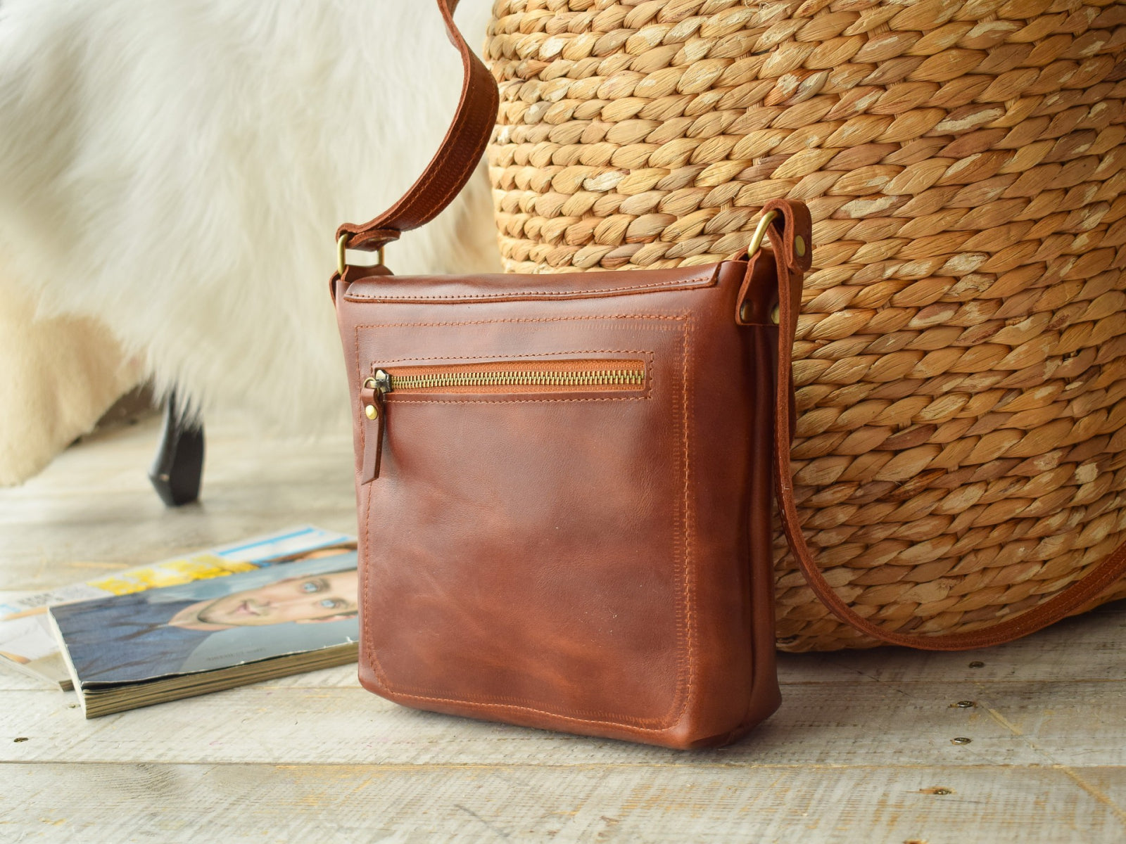 Baika Brandy leather bag