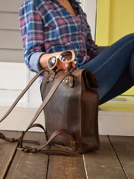 Leather backpack Carbine Brown