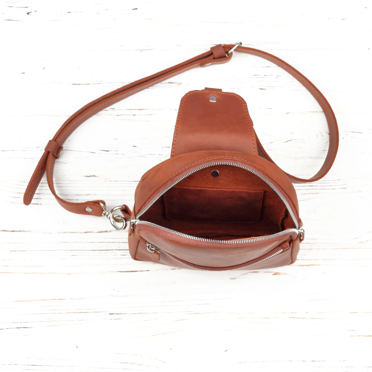 Leather Sling-Bag Cognac backpack