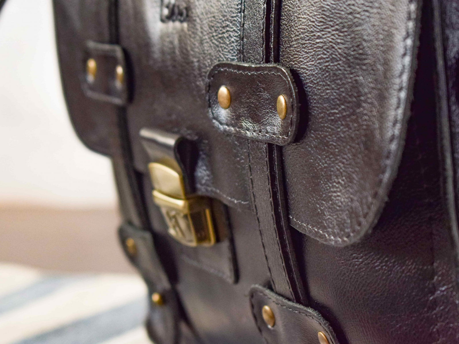 Leather briefcase Folio Onyx