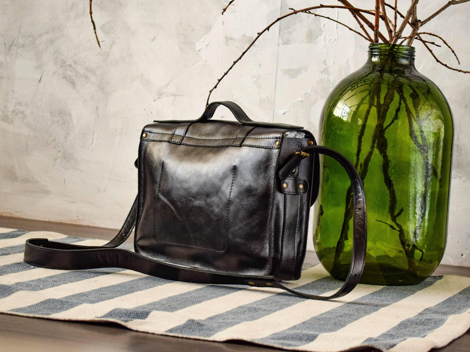 Leather briefcase Folio Onyx