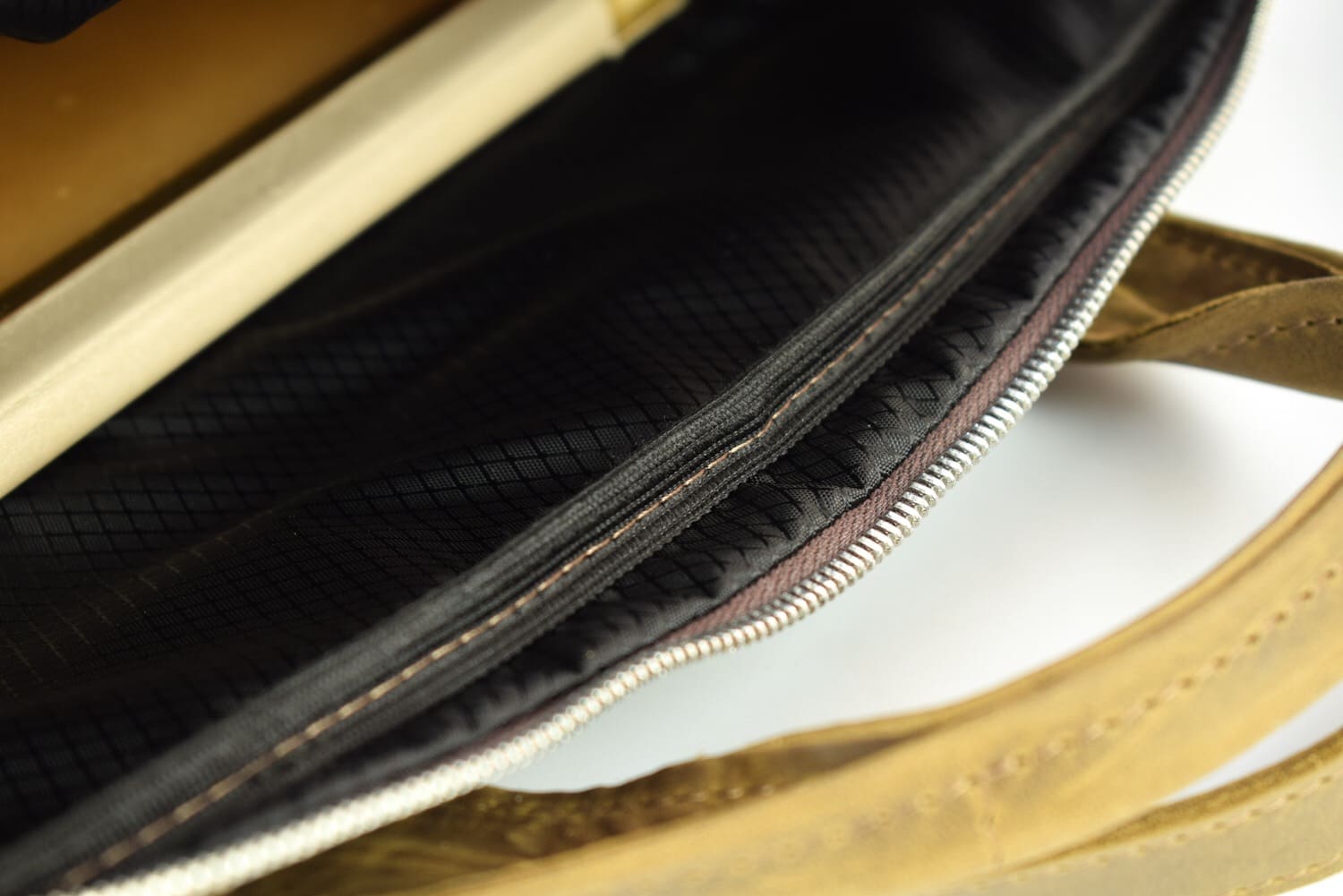 Crazy Horse/Canvas 15" Valiente