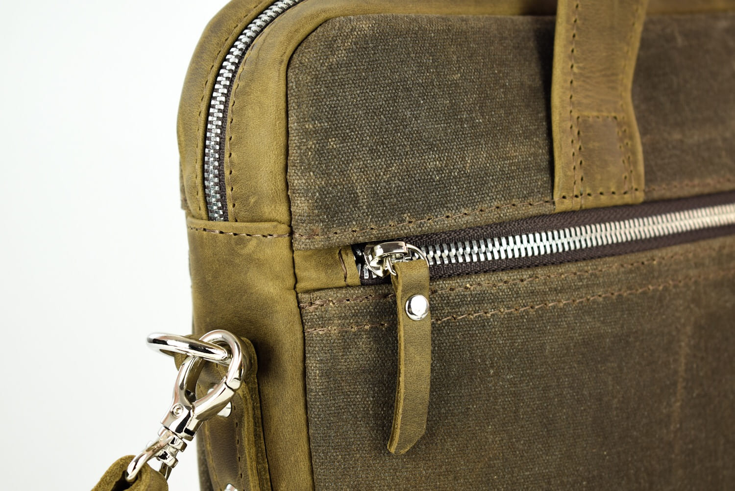 Crazy Horse/Canvas 15" Valiente