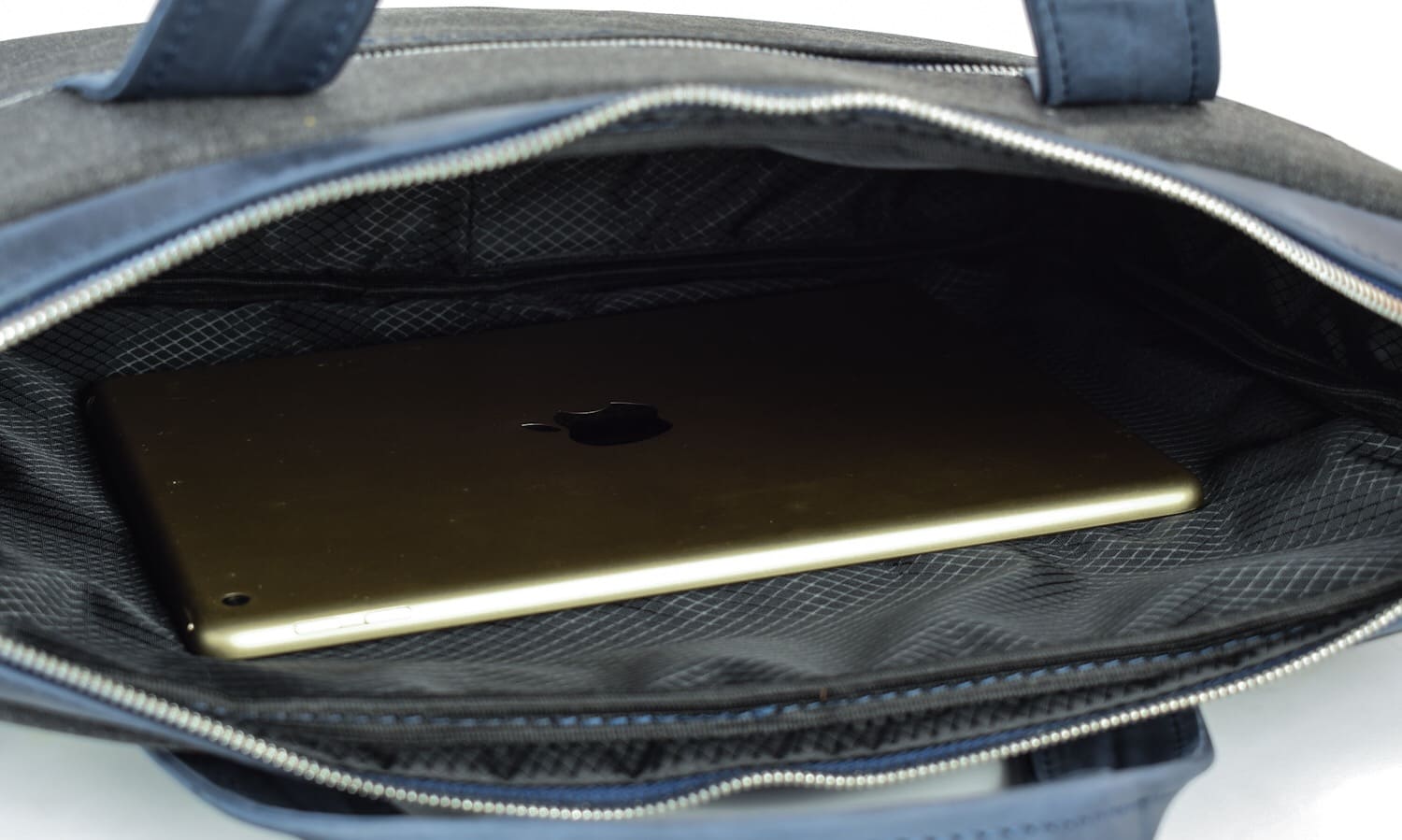 Crazy Horse/Canvas 15" Valiente