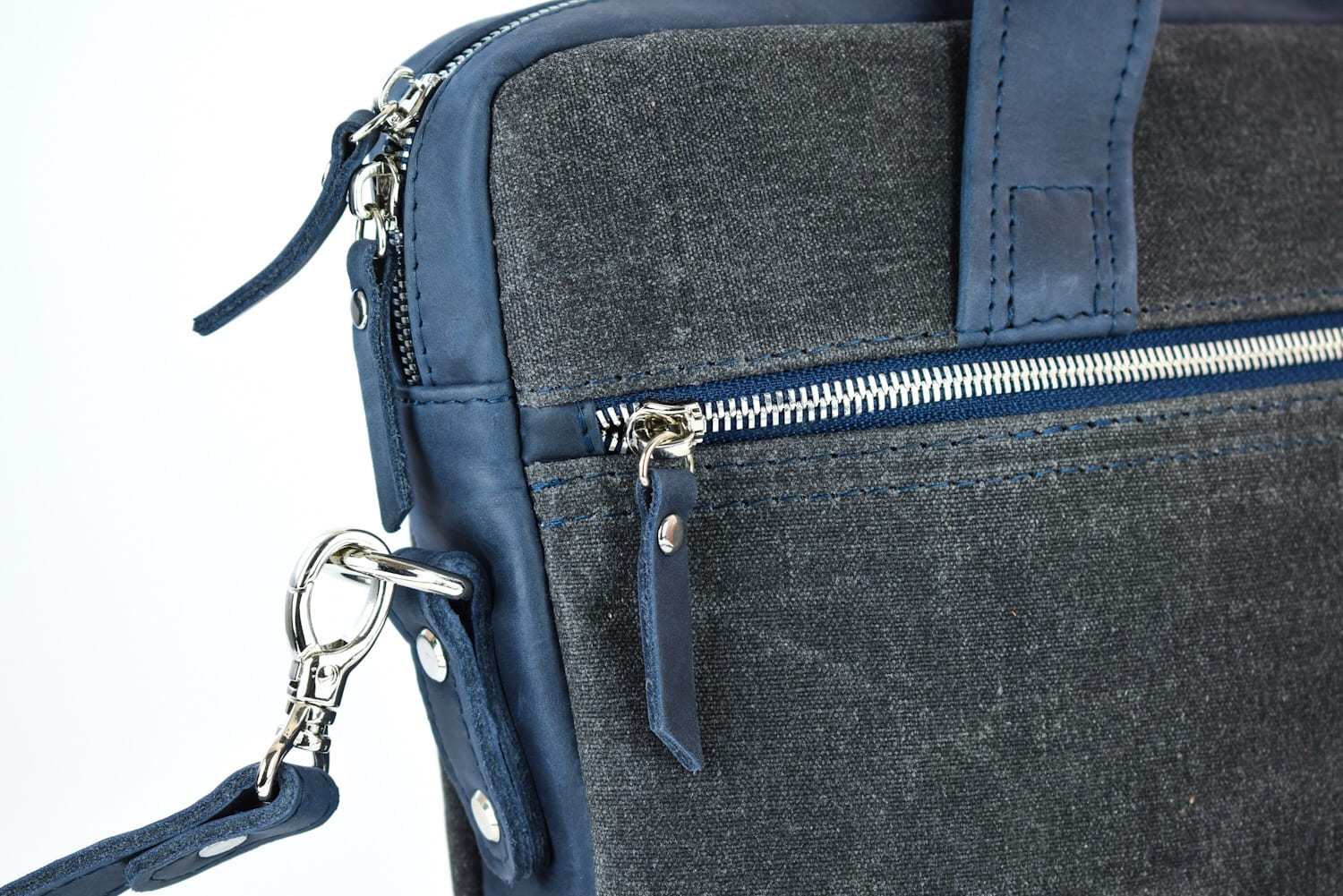 Crazy Horse/Canvas 15" Valiente