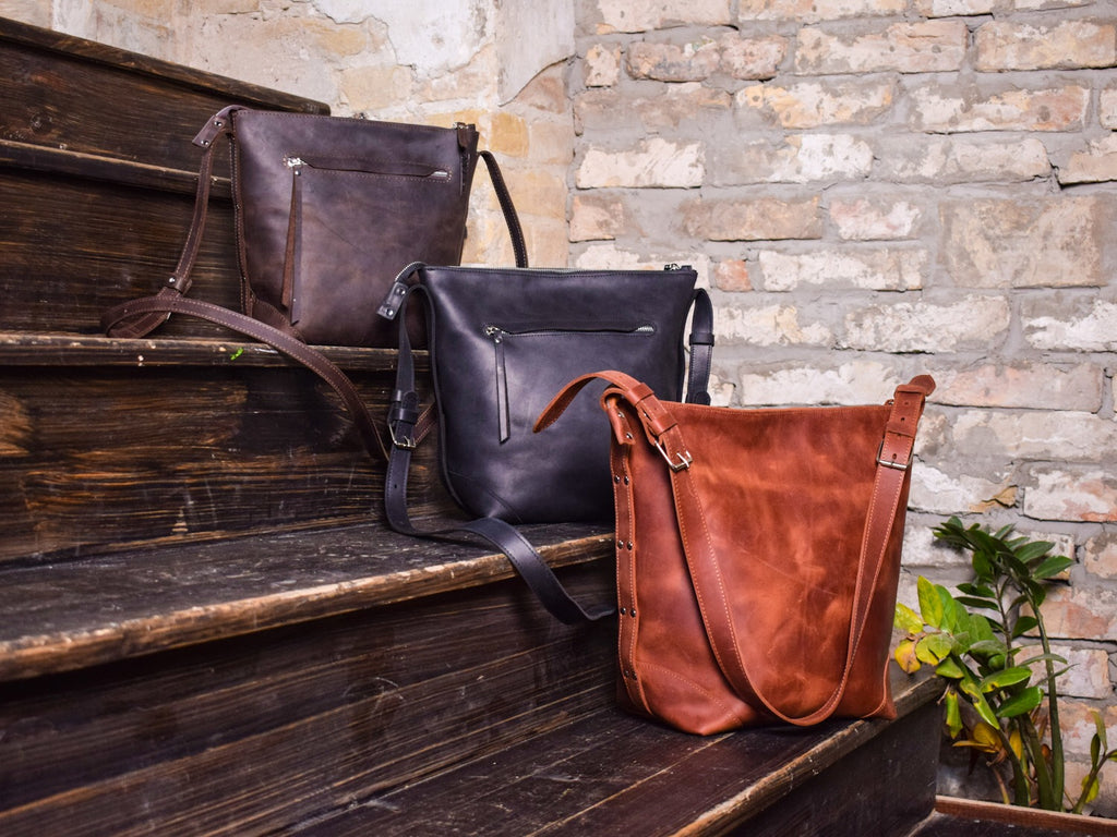 Leather bag Merida M Black