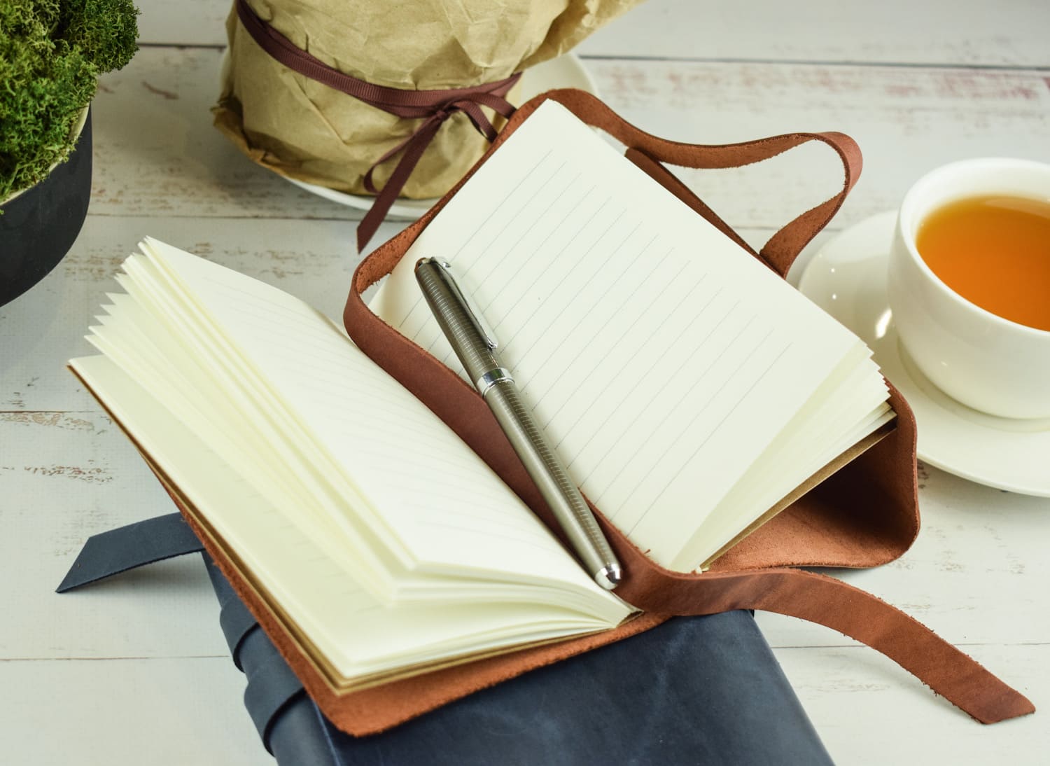 Leather notebook 065 A5 / 066 A6