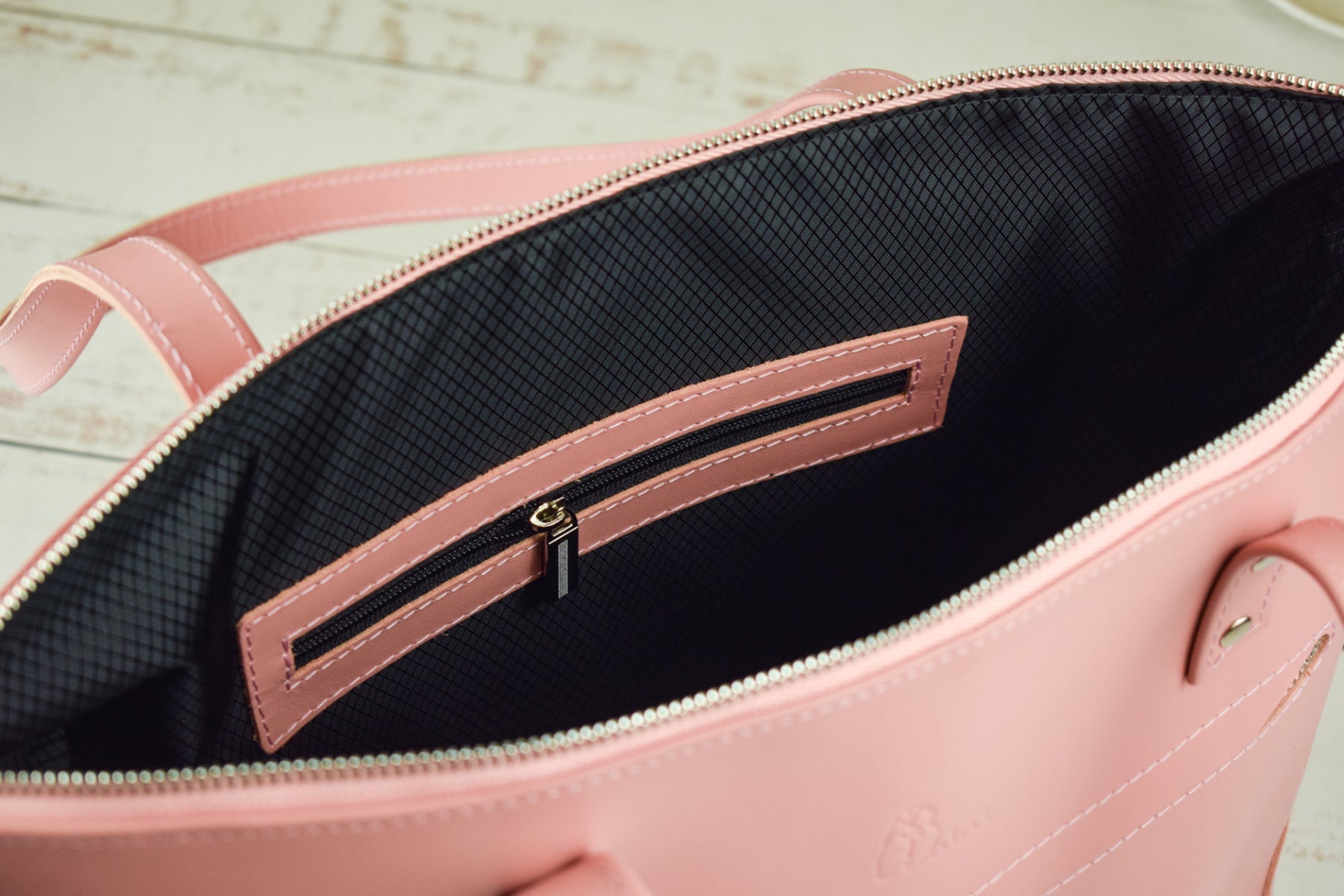 Leather bag SIMONA