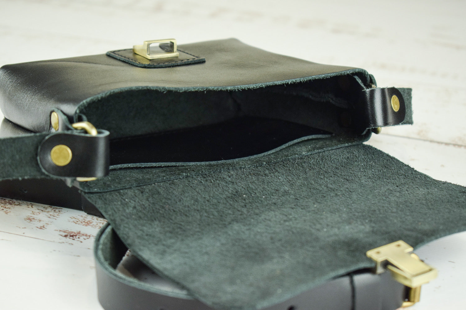 Kolibri + Black Bag