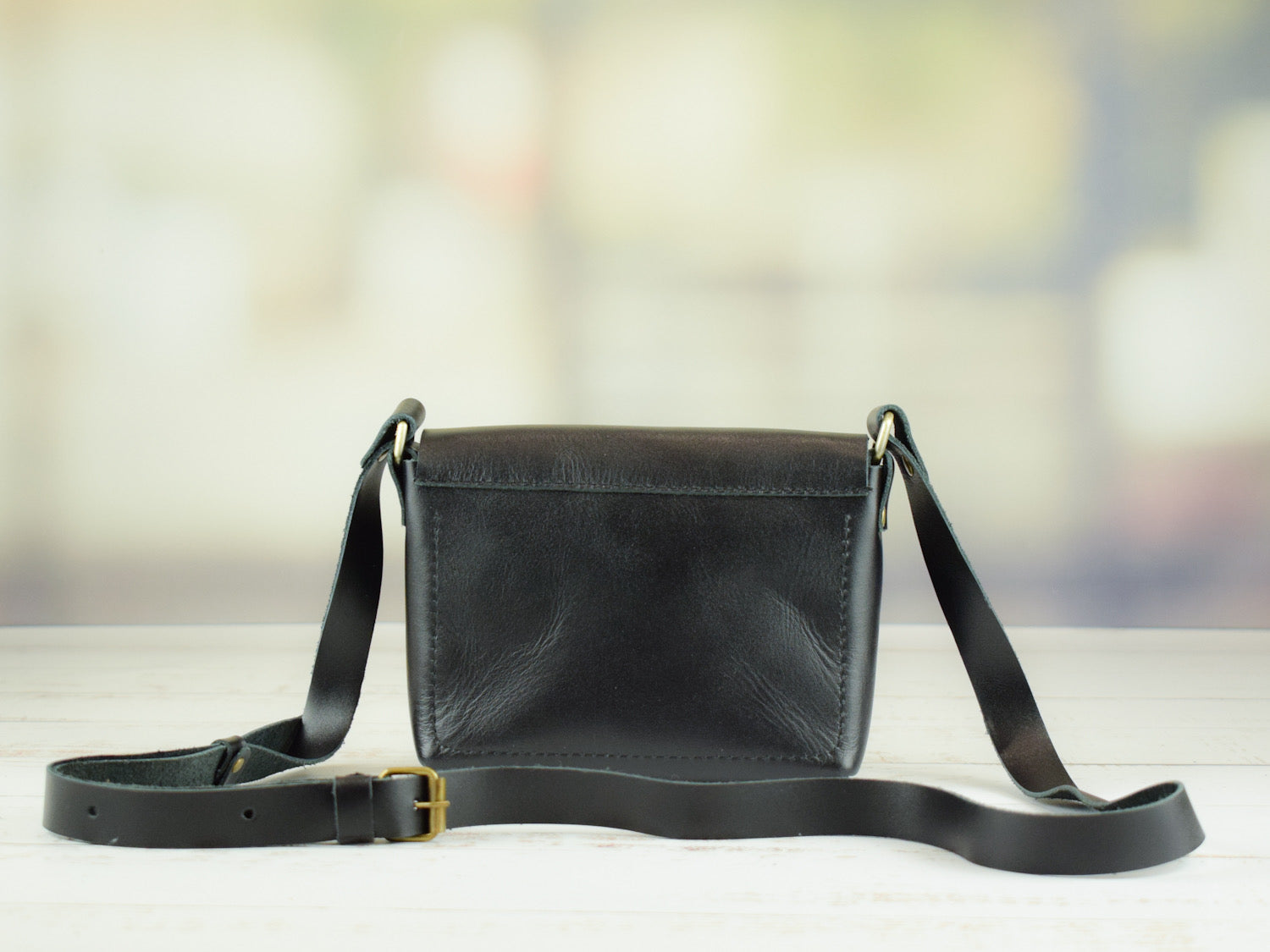 Kolibri + Black Bag