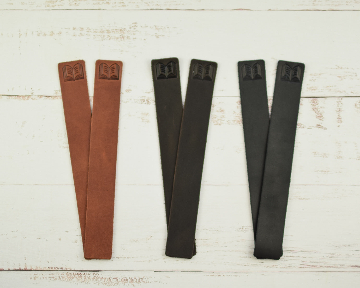 Leather bookmark Line