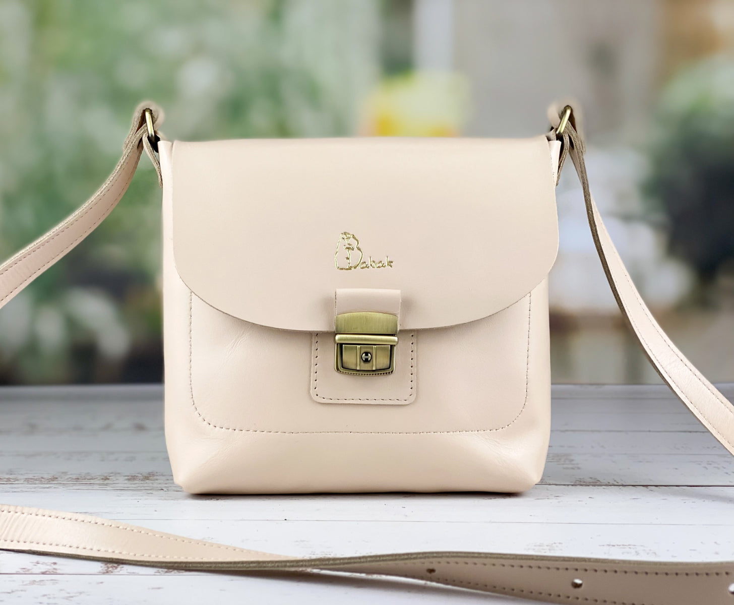 Leather bag Baika