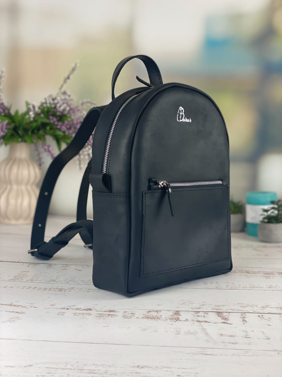 Leather backpack VISTA