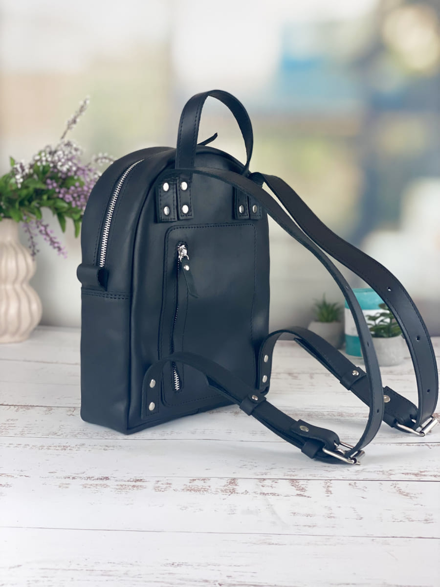 Leather backpack VISTA