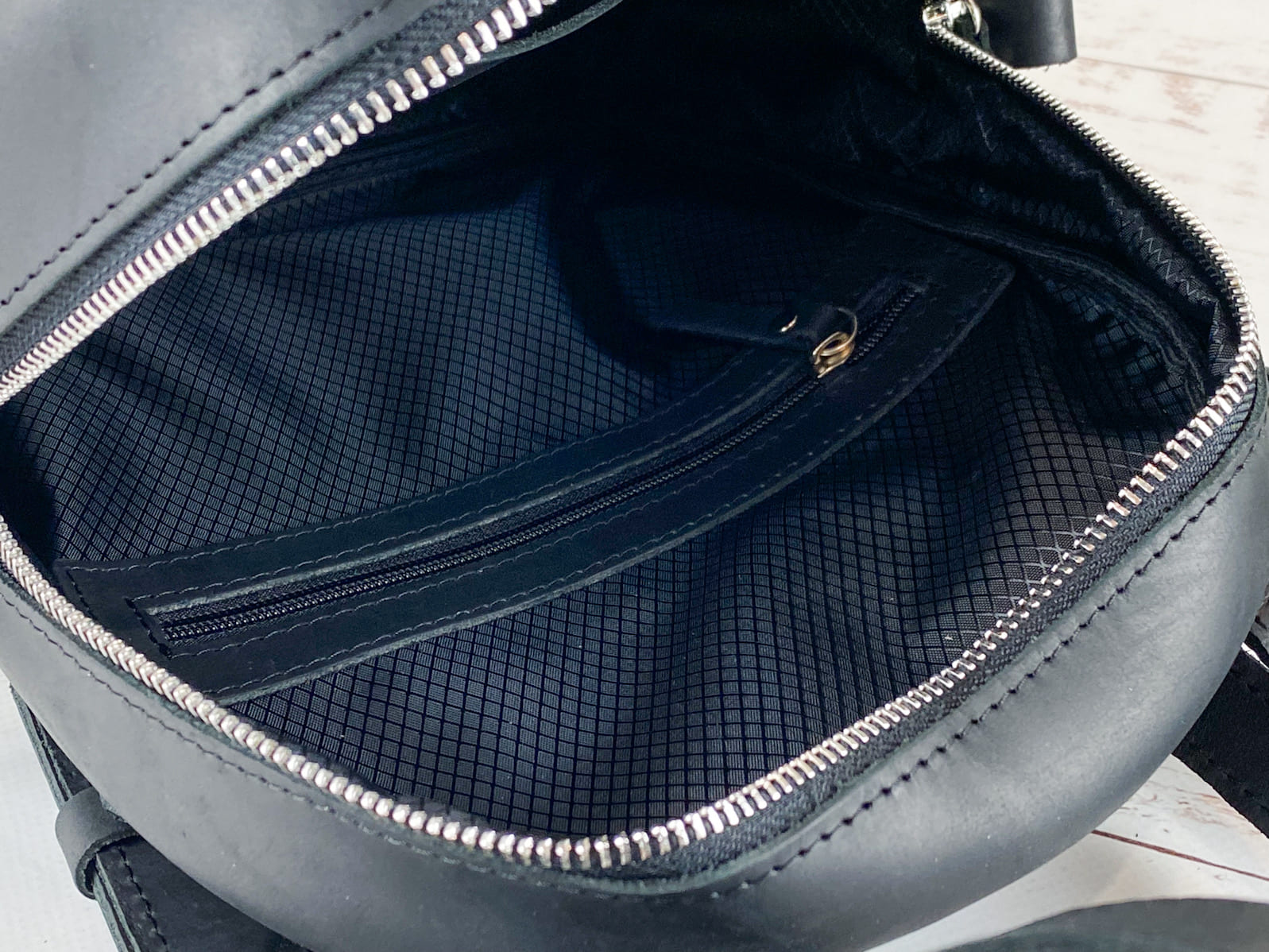 Leather backpack VISTA