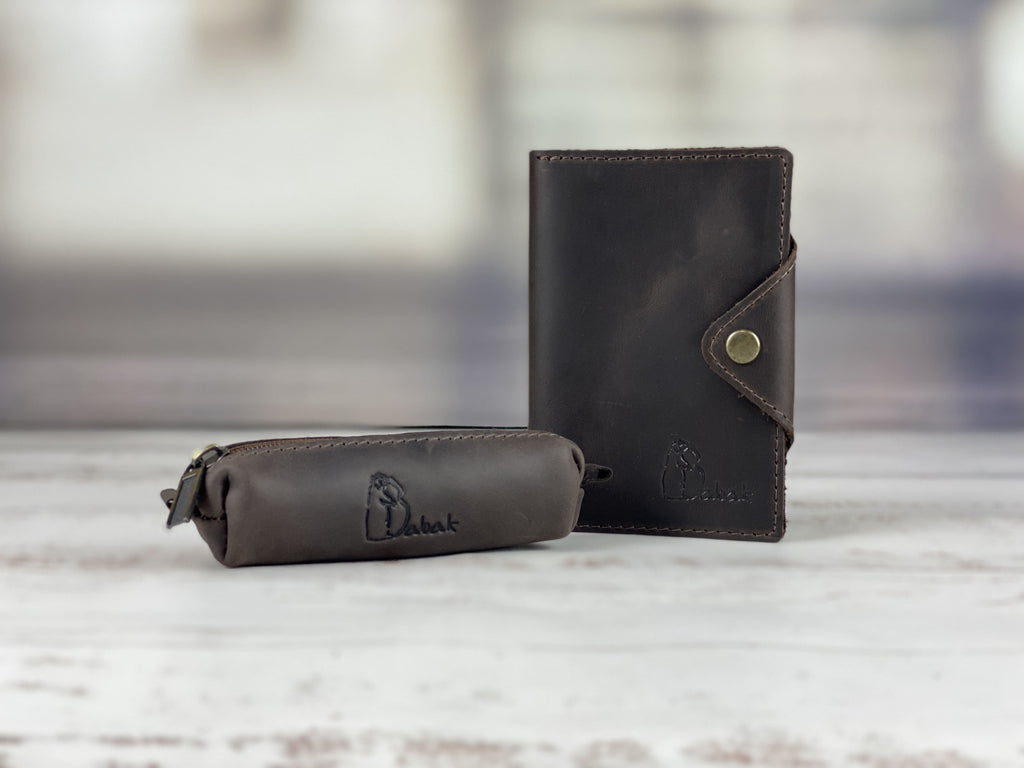 Document cover 033 + key holder 154