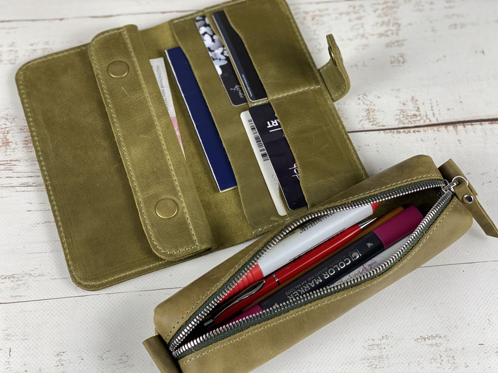Wallet 129 + pencil case 075